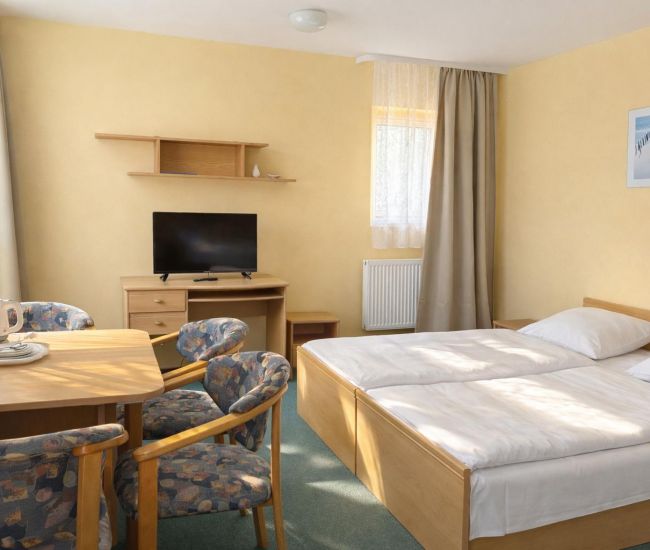 Pokój 4-osobowy - Budynek hotelowy standard