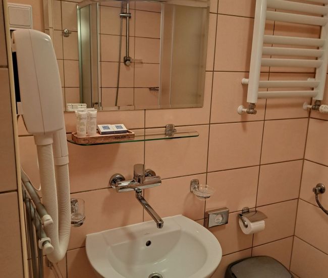 Pokój 3-osobowy - Budynek hotelowy ***