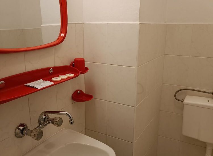 Studio - hotel building standard