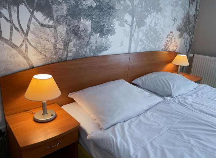 3-person room - hotel building comfort